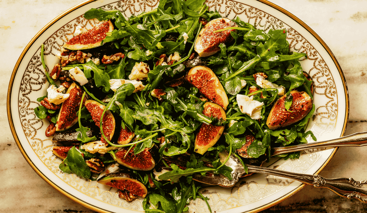 arugula-salad-with-halloumi-figs