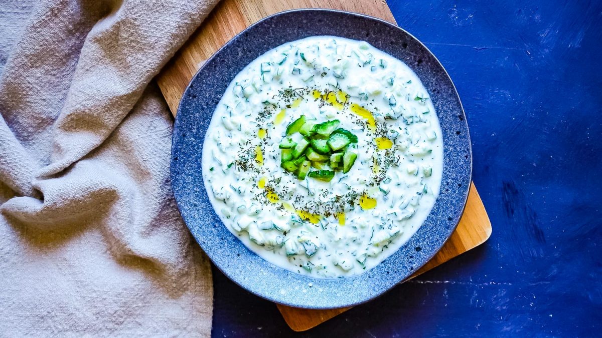 cacik-turkish-yogurt-cucumber-mint