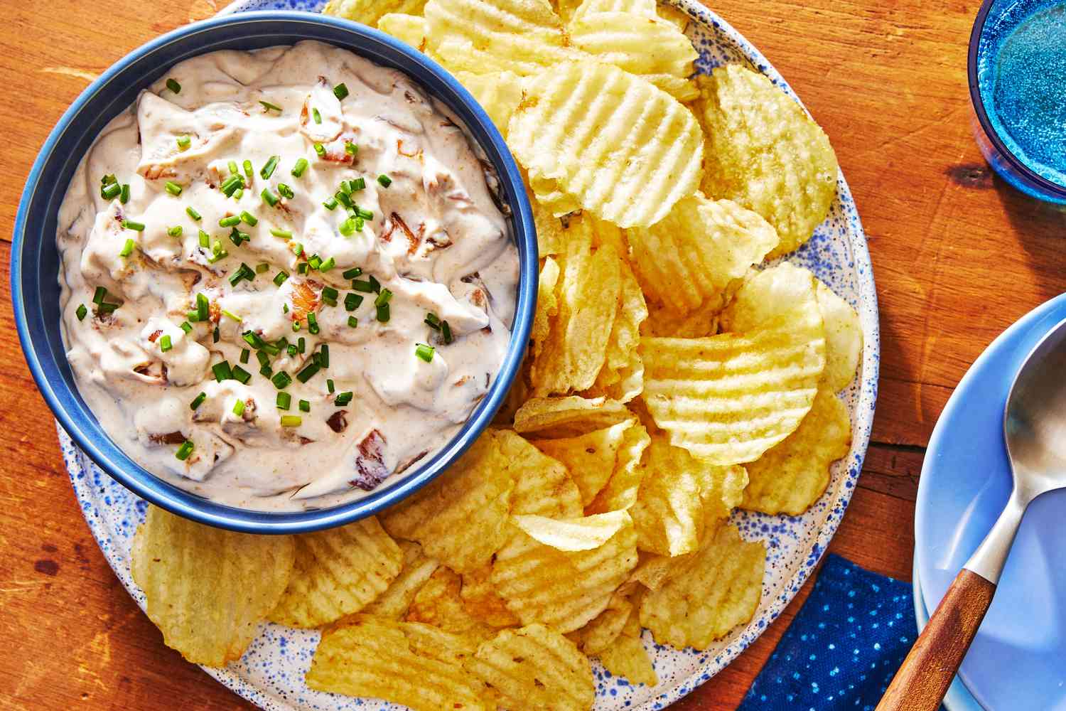 caramelized-onion-dip-less-traditional