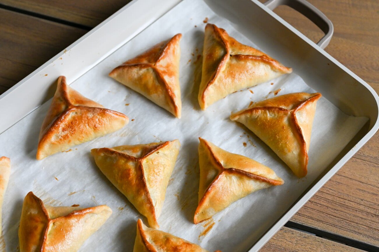 fatayer-bi-lahmeh-meat-turnovers-bread-dough