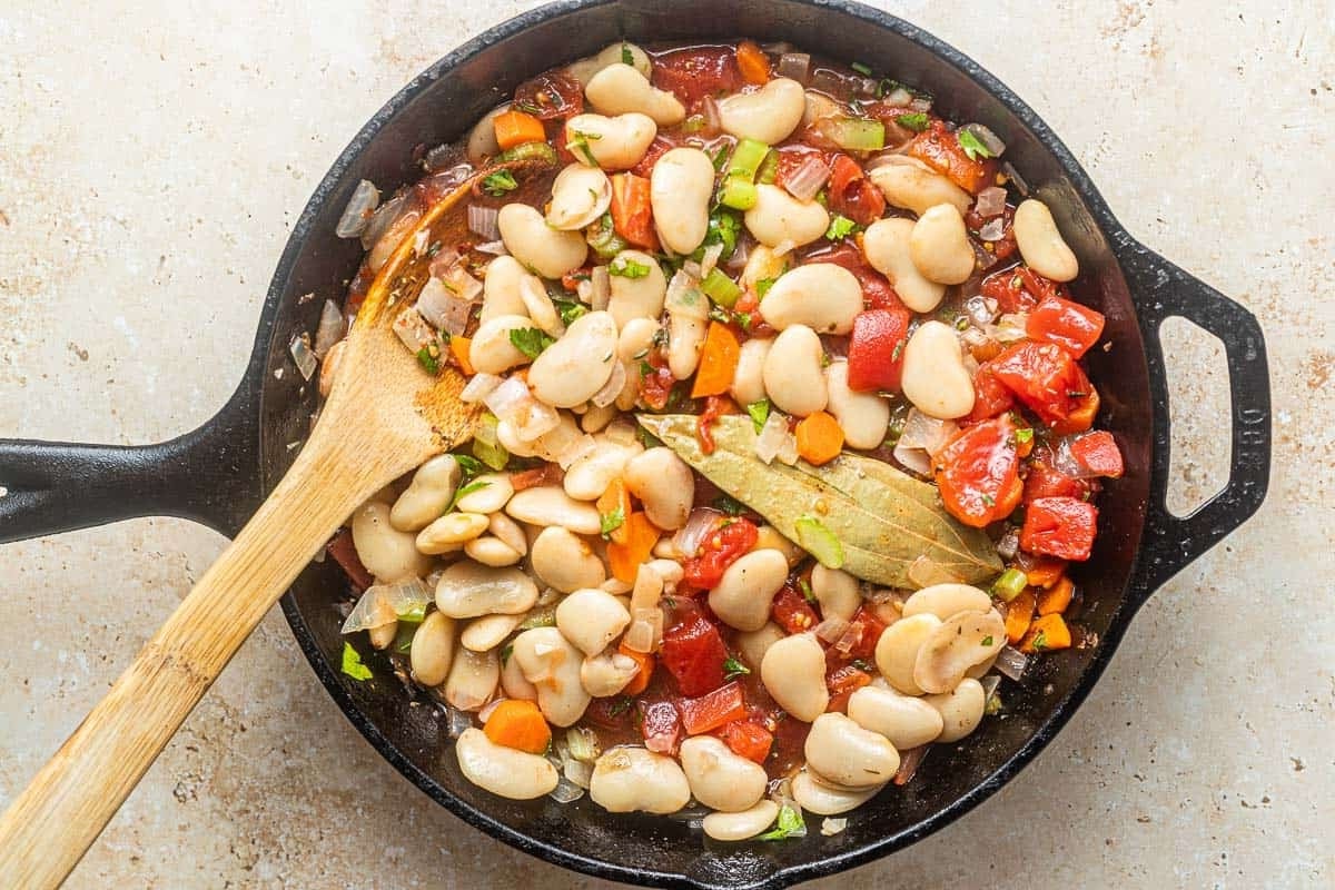 gigantes-plaki-greek-baked-giant-beans