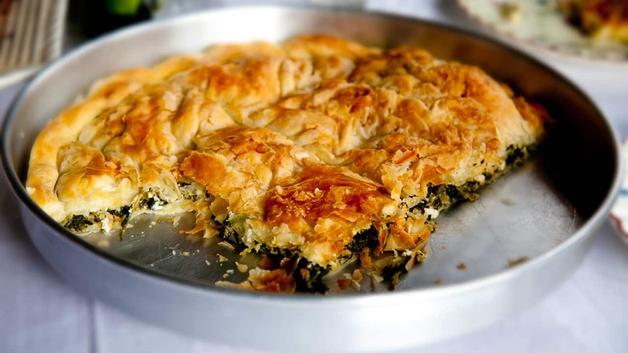 hortopita-greens-pie-small-triangles-squares