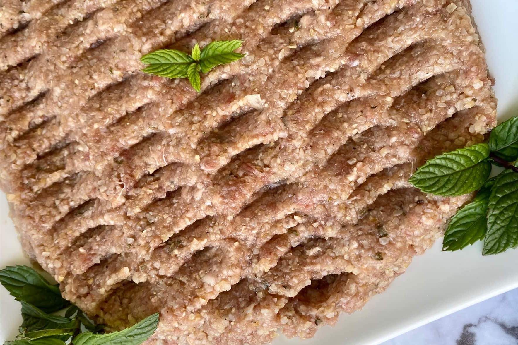 kibbeh-nayyeh-levantine-raw-minced-meat-bulgur-use-caution
