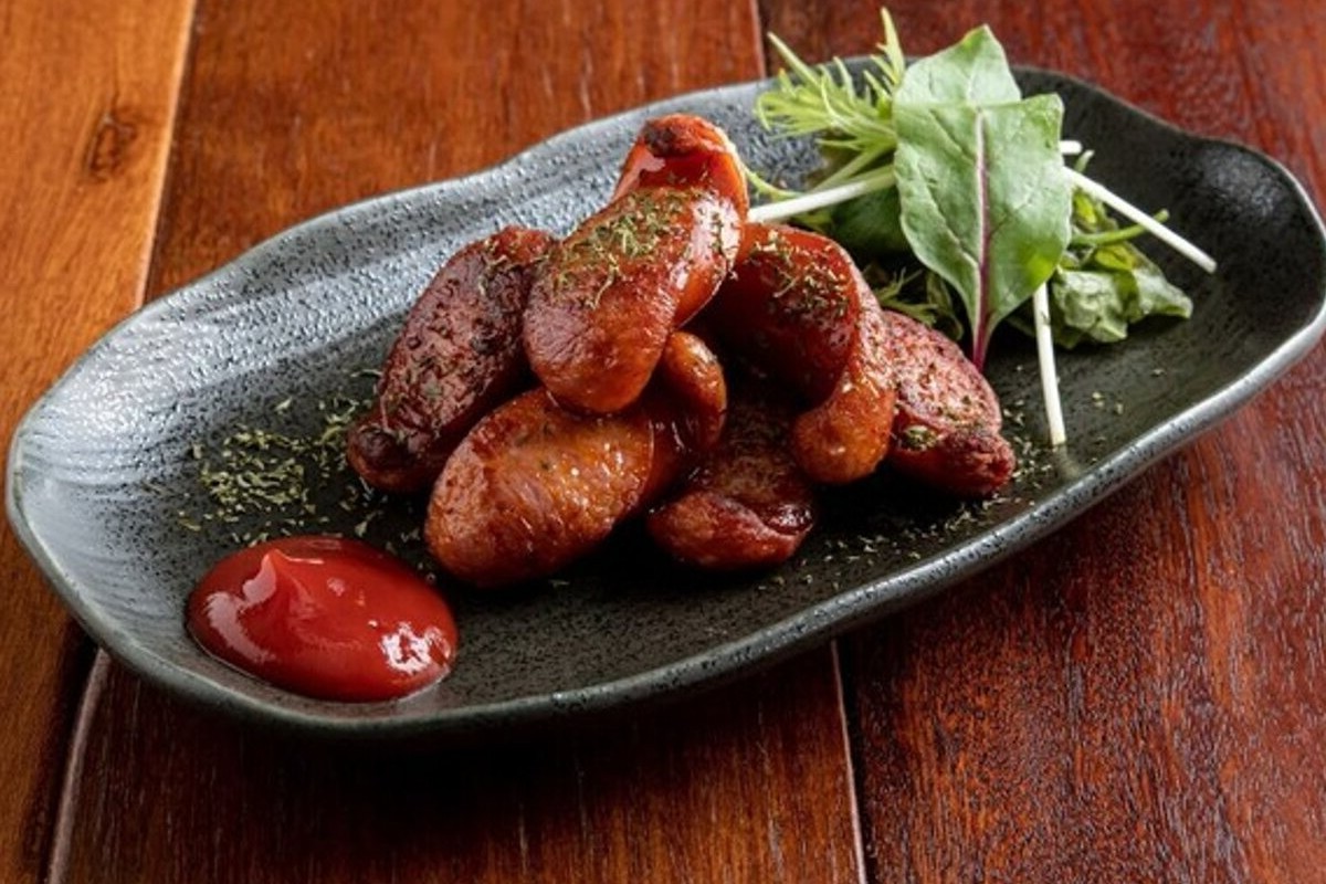 makanek-small-lebanese-sausages-fried