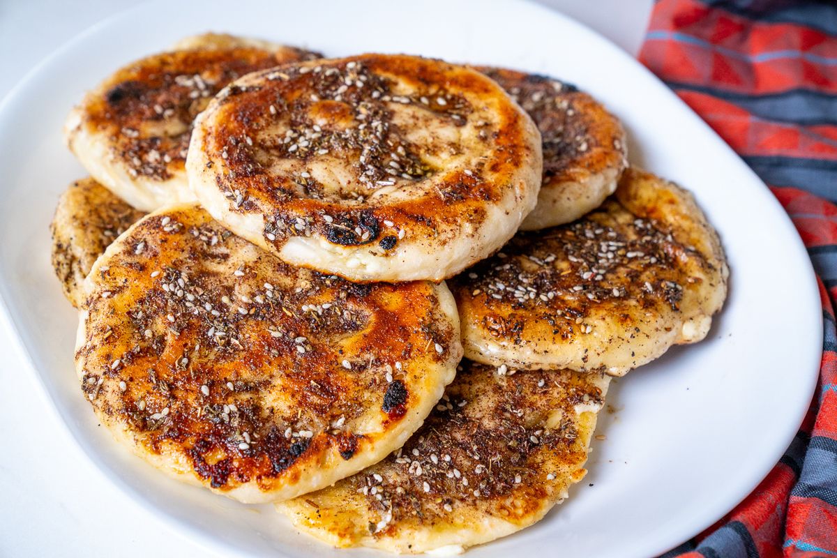 zaatar-manakish-thyme-sesame-flatbread