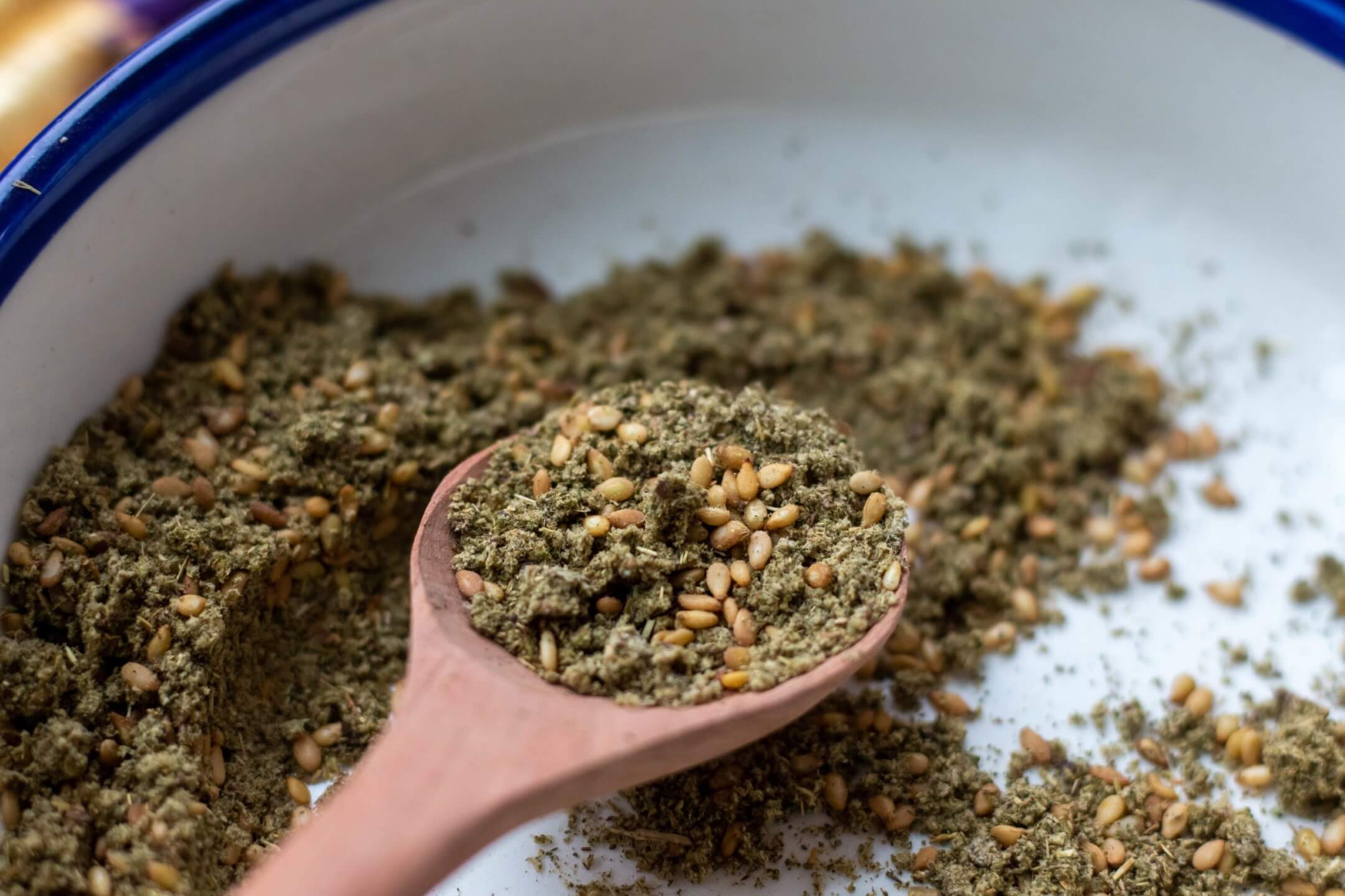 zaatar-spice-dip-zaatar-mix-with-oil